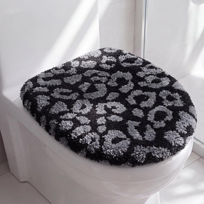 Fanfanwin Toilet Lid Cover Soft Microfiber Plush Tufted, Brown, Cheetah
