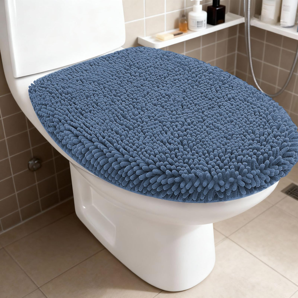 RUN HELIX Bathroom Toilet Lid Cover,Chenille Machine Washable Seat Covers, 17.5x15, Stays in Place Rubber Backing, Fits Most Round, Elongated and Oblong Lids, Accessories Decor,White