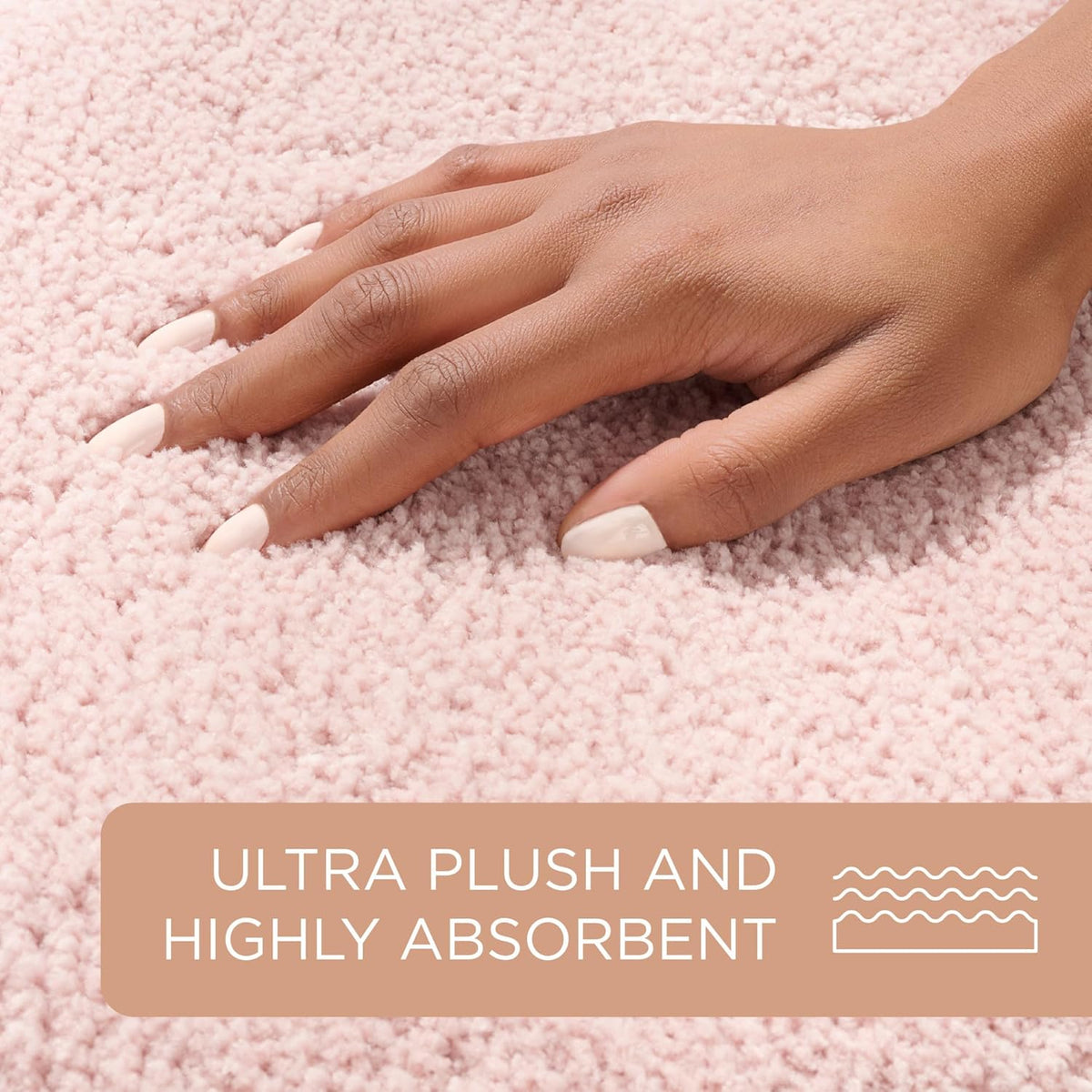 TOWN & COUNTRY EVERYDAY Ultra Plush Solid Tufted Toilet Lid Cover, Soft and Absorbent, Non-Slip Cover, Machine Washable, Blush, 18"x19"